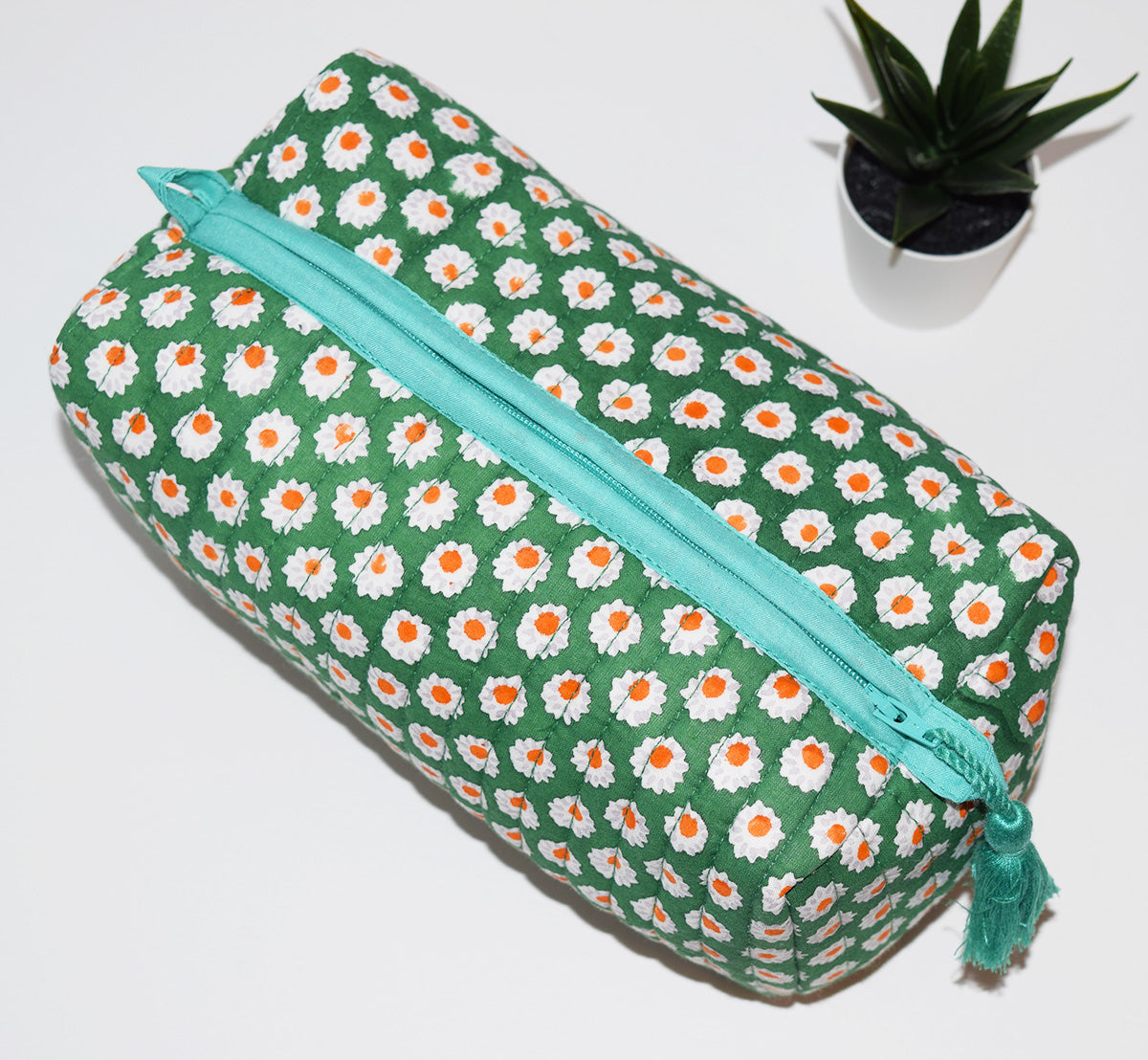 Medium Waterproof Toiletry Bag | Mini Suns Green