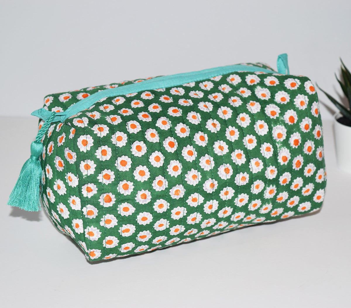 Medium Waterproof Toiletry Bag | Mini Suns Green