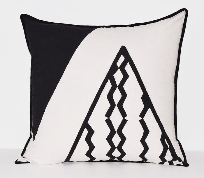 Cotton Throw Pillow | Triangles Black